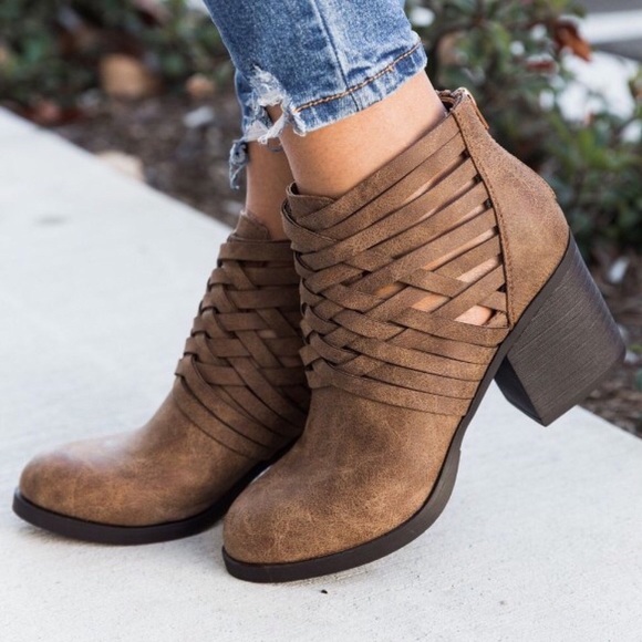 NEW! Washed Leather Basket Weave Ankle Bootie - Picture 3 of 8